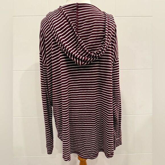 Burgundy and White Striped Knit Top - Picture 6 of 7